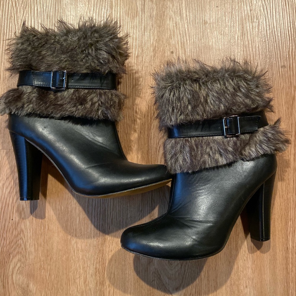 Apollo faux fur cuff boots
